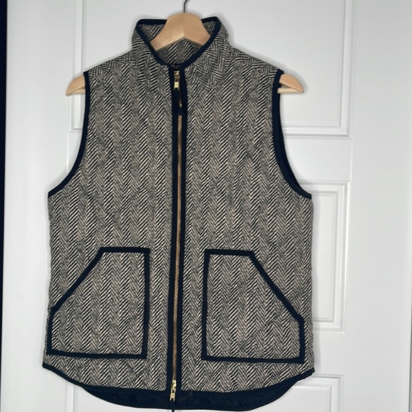 J Crew Factory Excursion Herringbone Vest - Small - Picture 5 of 10